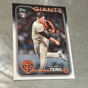 Topps Giants Baseball Card - Black and Orange